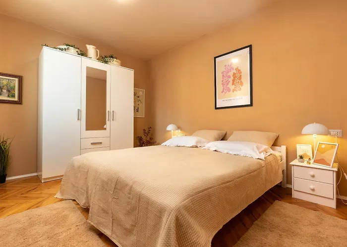 Apartment Casa Cerin