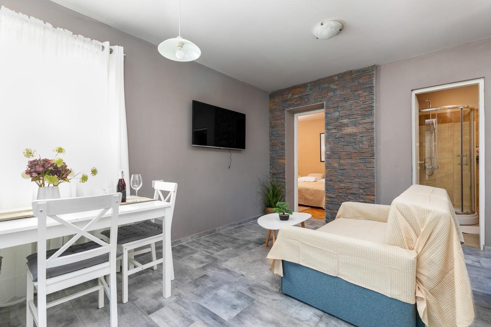 Casa Cerin Apartment *